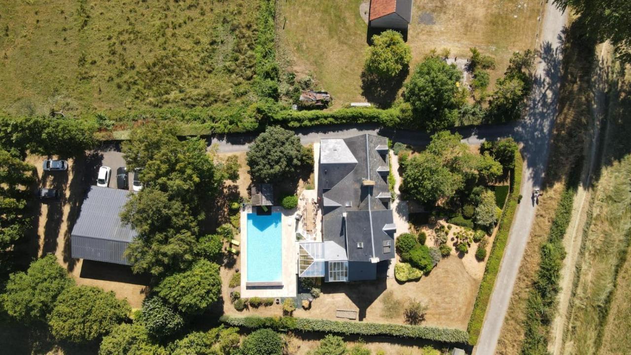 Gite De Charme "La Maison Saint-Leonard" Avec Piscine, Spa, Vue Sur Le Mont Saint-Michel Vains Экстерьер фото